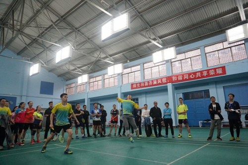 羽毛球3.png 羽毛球3.png